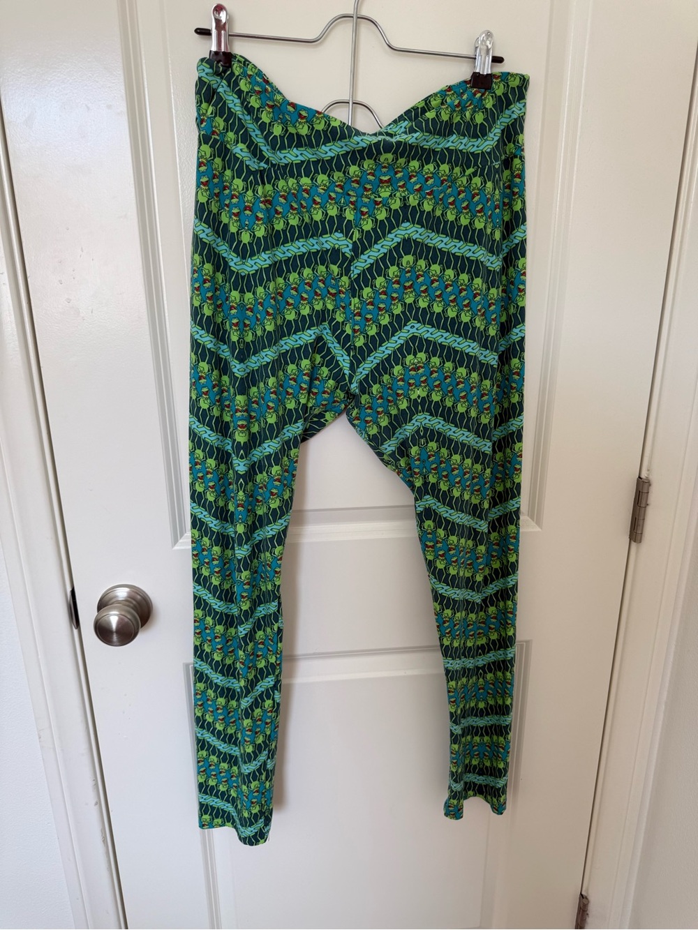 LuLaRoe TC: Kermit the Frog Green & Teal Patterned Leggings